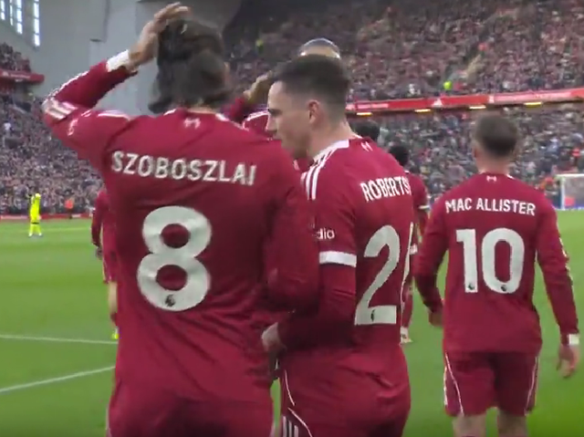 电竞赛事-1-1！英超争4大变：利物浦爆冷+3强不胜，曼联2场恶战不输=进欧冠